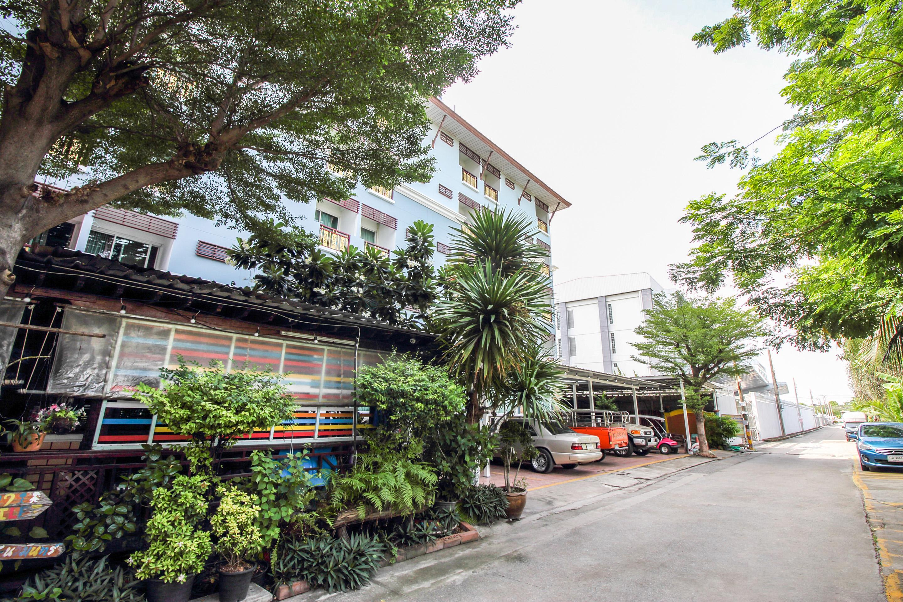 Oyo 280 Thai Garden Resort Bangkok Luaran gambar