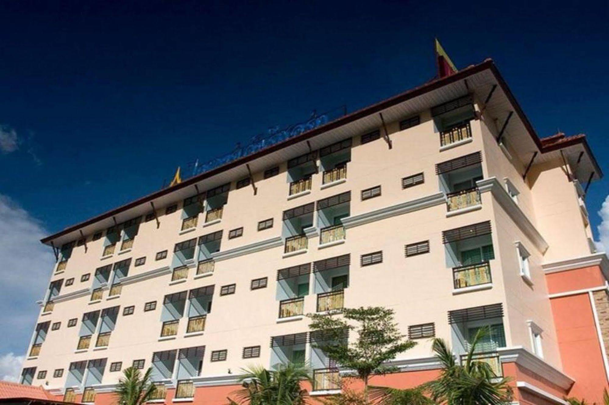 Oyo 280 Thai Garden Resort Bangkok Luaran gambar